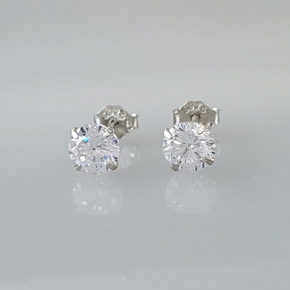 Solid 925 Sterling Silver Womens 1.5ct Diamond Stud Earrings Stamped New Jewelry
